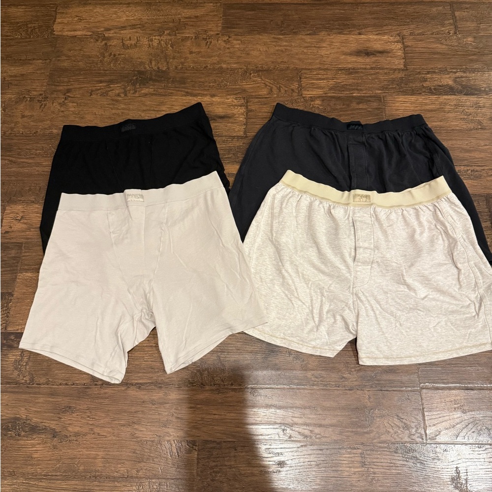 SKIMS Lounge Shorts in Black and Cream